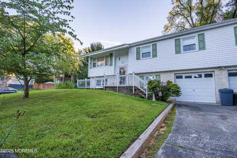 22 Dina Place, Jackson, NJ 08527
