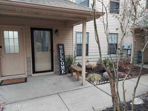 108 Daisy Court, Jackson, NJ 08527