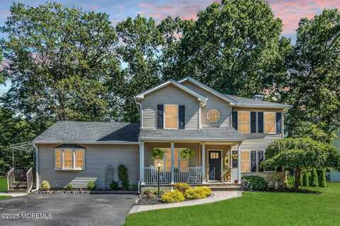 1 Sun Hollow Road, Howell, NJ 07731