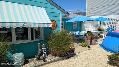 202 Sailfish Way, Lavallette, NJ 08735