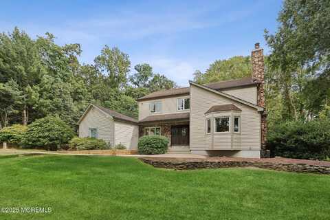 7 Canyon Woods Court, Holmdel, NJ 07733