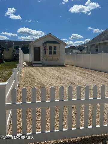 105 O Street, Seaside Park, NJ 08752