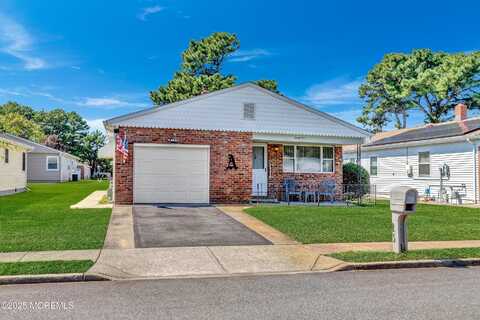 25 San Carlos Street, Toms River, NJ 08757
