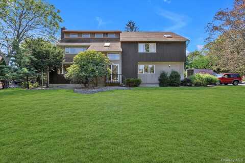 34 Sedgemere Road, Center Moriches, NY 11934