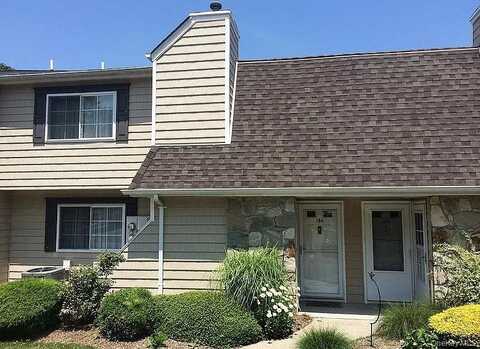 186 Lake Pointe Circle, Middle Island, NY 11953