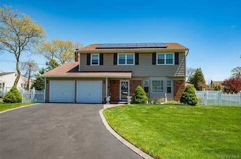 20 Bayview Road, Amityville, NY 11701