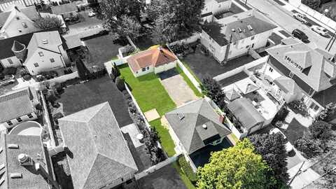 2780 Natta Boulevard, Bellmore, NY 11710