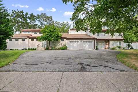 236 Northfield Road, Hauppauge, NY 11788