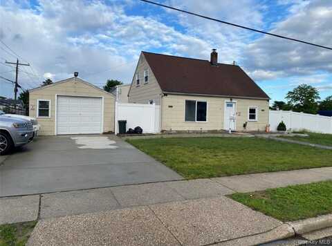 115 Wolcott Road, Levittown, NY 11756