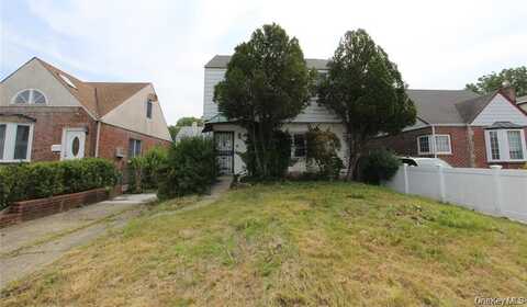65-15 183rd Street, Fresh Meadows, NY 11365