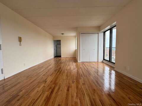 145-18 34th Ave, Flushing, NY 11354