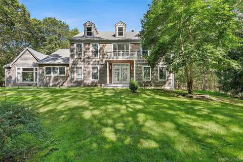 532 Blank Lane, Water Mill, NY 11976