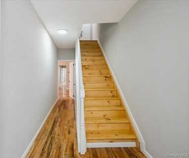 3585 Fish Avenue, Bronx, NY 10469