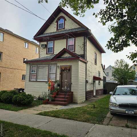 10326 118th Street, Richmond Hill, NY 11419