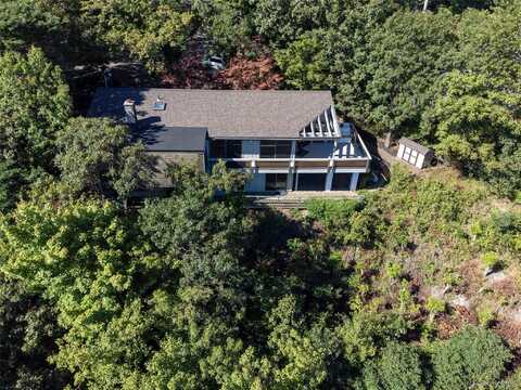 5 Colgate Court, Shoreham, NY 11786