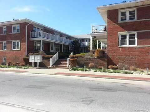 215 W Broadway, Long Beach, NY 11561
