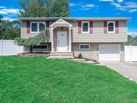 99 Elmwood Avenue, Selden, NY 11784