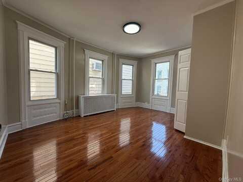 2849 Harrington Avenue, Bronx, NY 10461