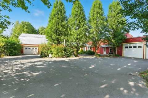 24 Fortin Drive, Leeds, ME 04263