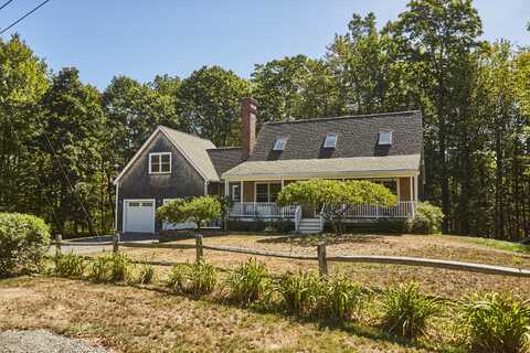 4 Stoneridge Way, Kittery, ME 03904