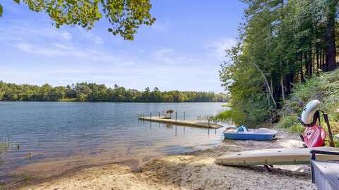 32 Spruce Lane, Hollis, ME 04042