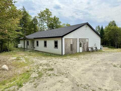 253 White Point Estates Road, Lincoln, ME 04457