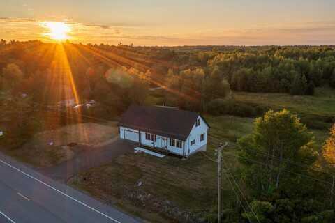529 W W Broadway, Lincoln, ME 04457