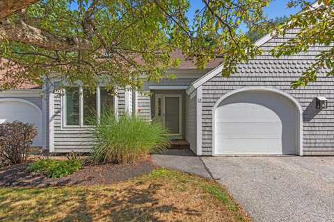 12 Blueberry Cove Road, Yarmouth, ME 04096