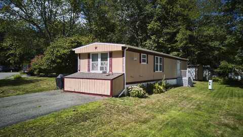 34 Imperial Drive, Eliot, ME 03903