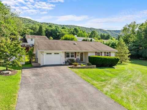628 Oriole Street, BLUEFIELD, VA 24605