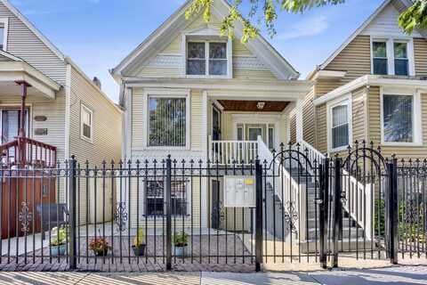 4143 W Roscoe Street, Chicago, IL 60641