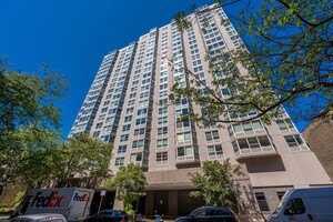 720 W Gordon Terrace, Chicago, IL 60613