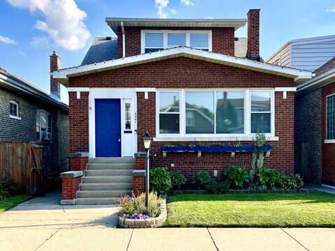 4941 W Deming Place, Chicago, IL 60639