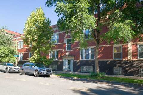 2578 W Lyndale Street, Chicago, IL 60647