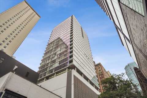 550 N Saint Clair Street, Chicago, IL 60611