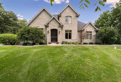 2600 Whiteoak Court, McHenry, IL 60050