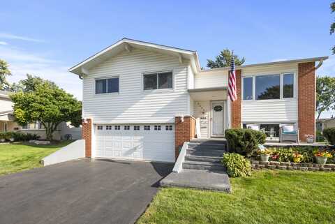 2605 Willow Avenue, Woodridge, IL 60517