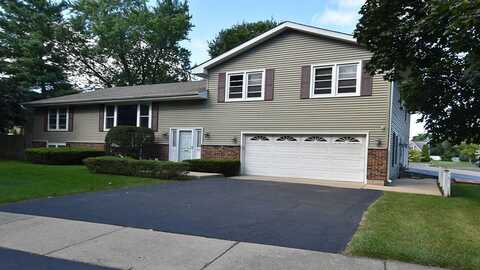 701 Viking Drive, Batavia, IL 60510