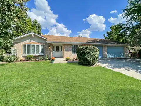 10211 S 88TH Avenue, Palos Hills, IL 60465