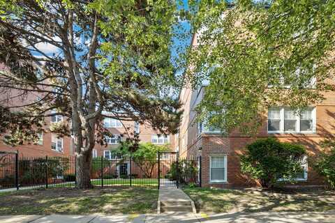 2420 W FARRAGUT Avenue, Chicago, IL 60625