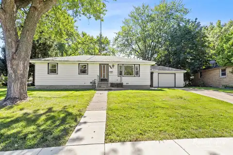 460 Park Avenue, Bradley, IL 60915