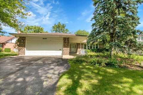 1040 E Grissom Drive, Palatine, IL 60074