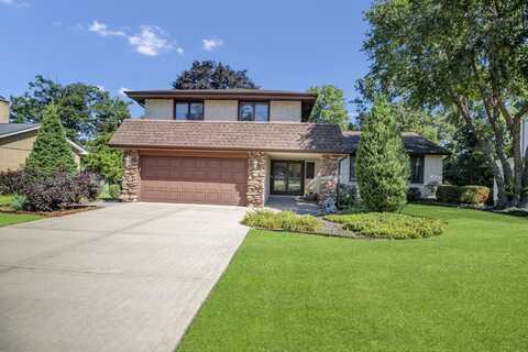 560 N Forest Drive, Addison, IL 60101
