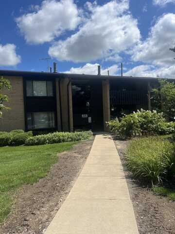 6139 KNOLL WOOD Road, Willowbrook, IL 60527