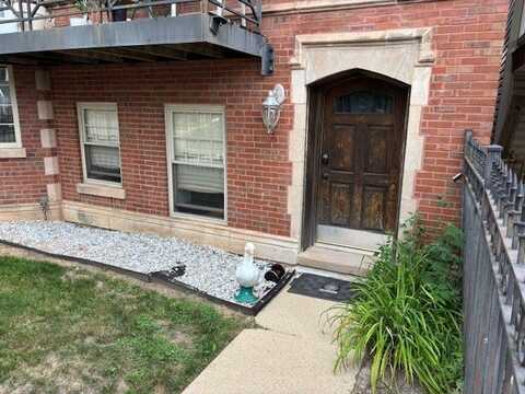 4155 N Bernard Street, Chicago, IL 60618