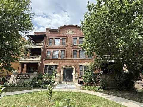 4808 S Dorchester Avenue, Chicago, IL 60615