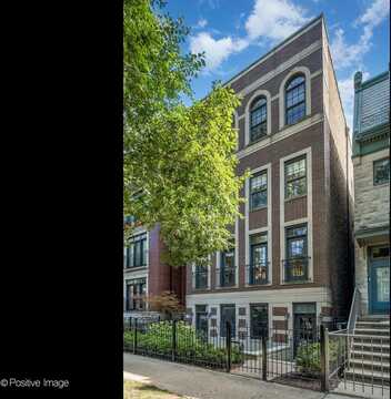 953 W Montana Street, Chicago, IL 60614