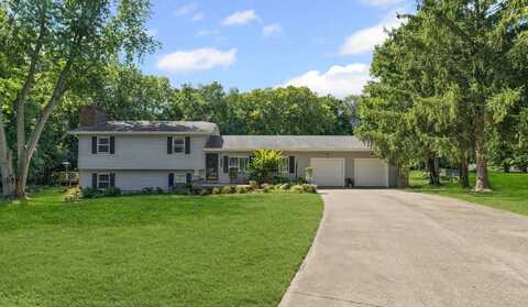 1109 S Clapper Court, Mahomet, IL 61853