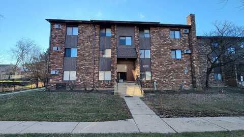 7809 Woodward Avenue, Woodridge, IL 60517