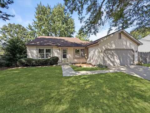 203 N Huntington Drive, McHenry, IL 60050